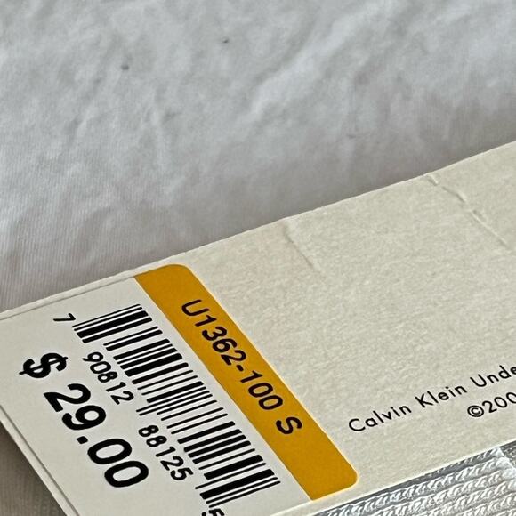 Calvin Klein Shirt 1pc Simply Smooth Crew Cream Size S NWT - Picture 5 of 5